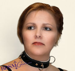 White Suede Lined 3 Ring Collar